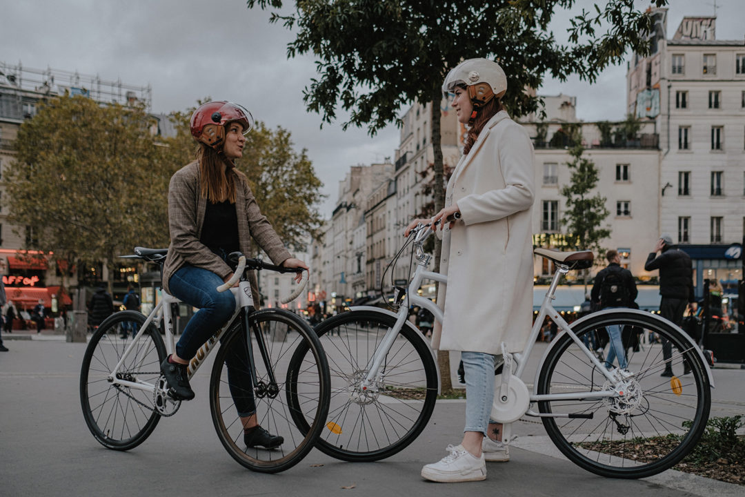 femmes à vélo