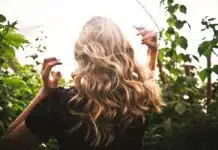 Femme en plein air, Unsplash