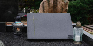 Comment choisir la plaque funéraire personnalisée idéale Comment choisir la plaque funéraire personnalisée idéale