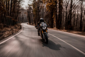 Quel roadster choisir en 2025 ? Comparatif pour trouver le bon modèle